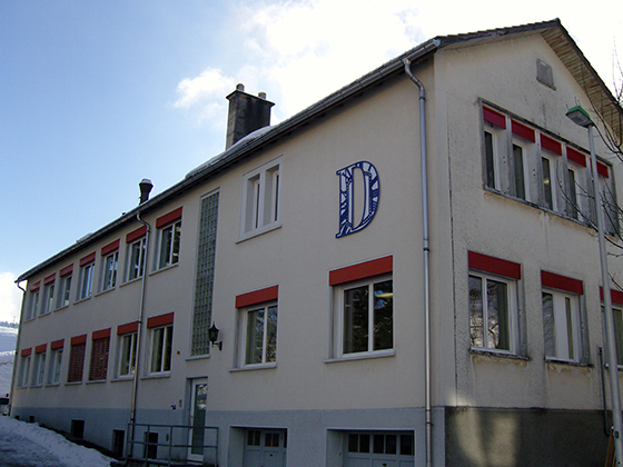 Здание фабрики Donzé Cadrans