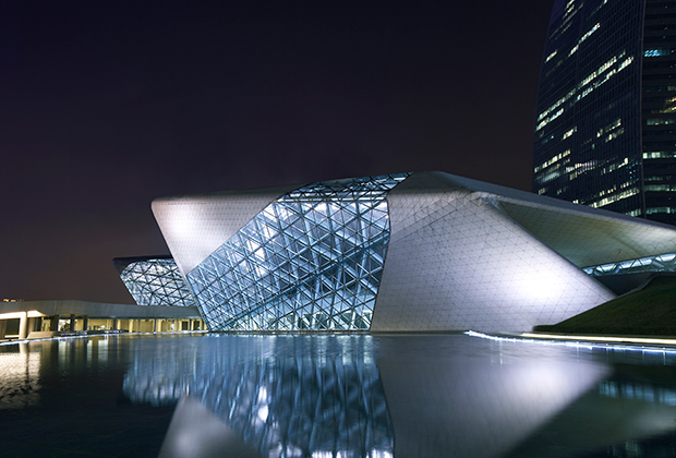 Здание оперного театра в Гуанчжоу 