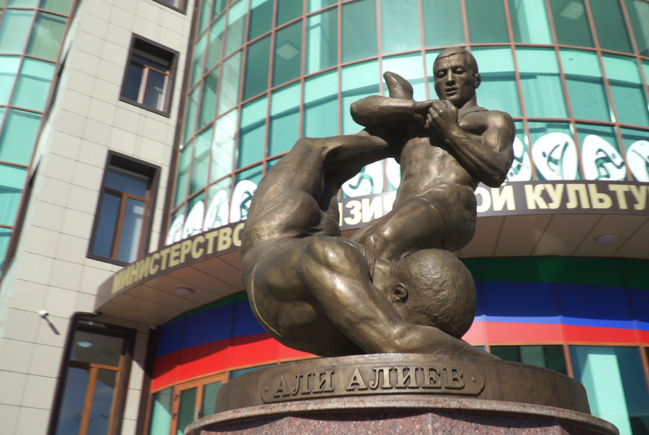 Скульптура Али Алиева