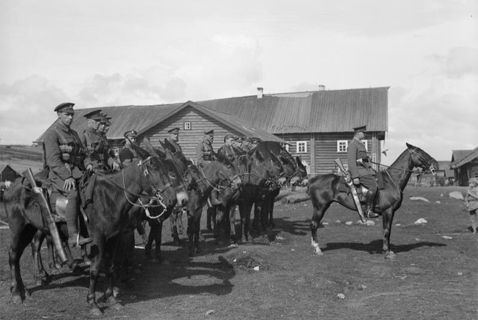 Отряд британской кавалерии. Север России, Святнаволок, 1919 г.
