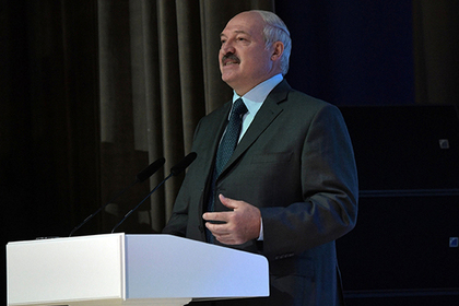 Лукашенко заговорил о раздаче оружия молодежи