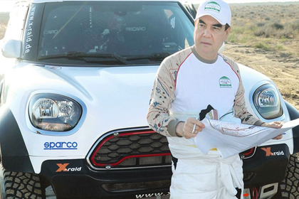 Лидер голодающей Туркмении купил машину за полмиллиона евро