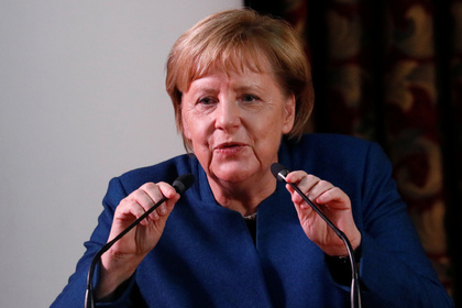 Меркель объяснила свой уход желанием переложить ответственность