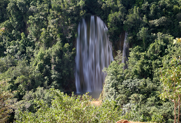 Один из водопадов экскурсии «27 водопадов»