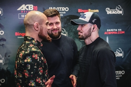Бой на турнире MMA в Москве завершился массовой дракой