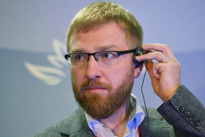 Наблюдавшего за промежуточными выборами российского журналиста задержали в США