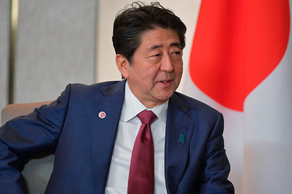 Японский премьер решил заключить мир с Россией при жизни