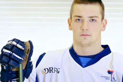21-летний хоккеист умер после матча