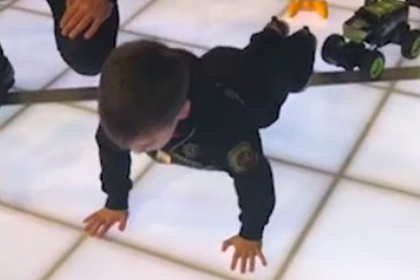 Пятилетний чеченец наотжимался на мировой рекорд