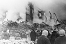Разрушенный артобстрелом жилой дом в дни блокады Ленинграда.