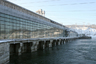 Галерея Красноярской ГЭС — второй в России по мощности после Саяно-Шушенской гидроэлектростанции. Обе ГЭС входят в Красноярский каскад. Именно из-за них Енисей и не замерзает зимой. 
