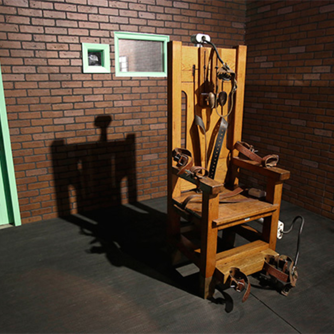 Электрический стул Death Row