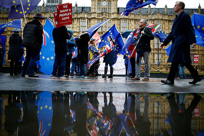 Великобритании разрешили не покидать Евросоюз