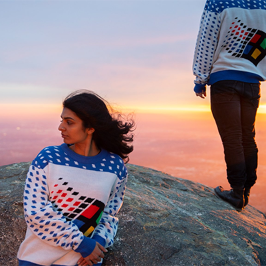 microsoft windows 95 sweater