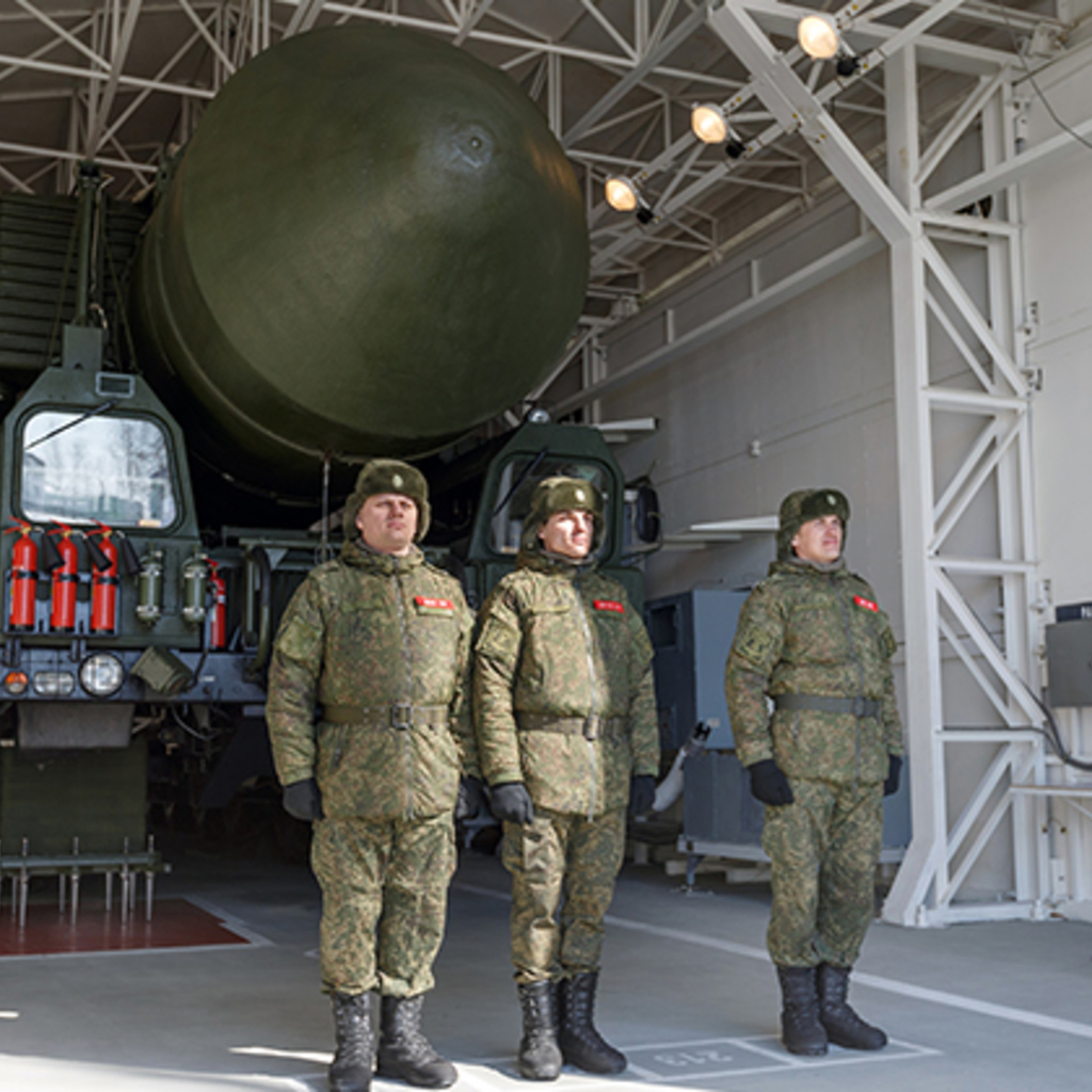 Российские ракетные войска. Сергей Каракаев командующий РВСН РФ. Новосибирская ракетная дивизия РВСН. Новосибирск армия РВСН. Ракетные дивизии РВСН.