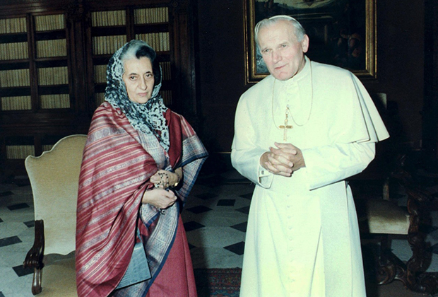 Индира Ганди и папа Римский Иоанн-Павел II, 1981 год