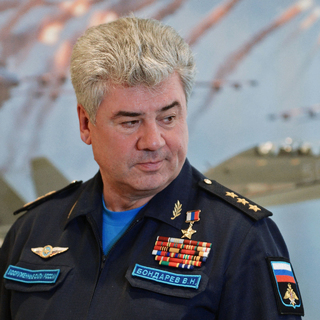 Виктор Бондарев