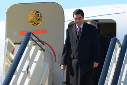 Самолеты президента Туркмении спрятали