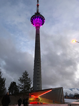 Таллинская телебашня считается самым высоким зданием Северной Европы (314 метров), при этом уступая по размерам телебашням в Риге (368,5 метров) и Вильнюсе (324,6 метра). Башня была открыта в 1980 году к Олимпиаде в Москве. В Таллине проходила часть соревнований игр — олимпийские парусные регаты. Сейчас на башне оборудованы музей и смотровые площадки: закрытая и открытая. 