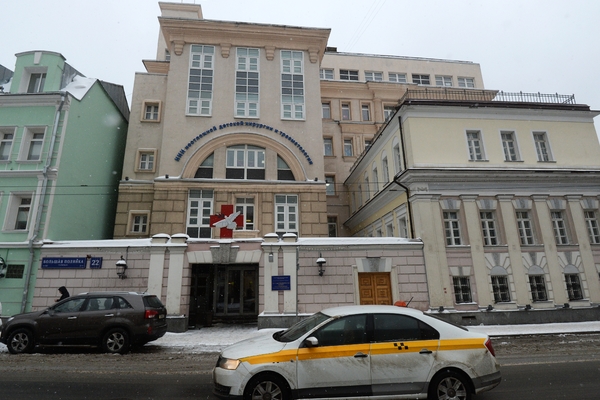 Здание НИИ НДХиТ в Москве