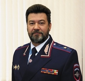 Главного борца с экстремизмом в России уволили