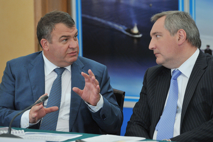Рогозин приписал Сердюкову развал «Роскосмоса»