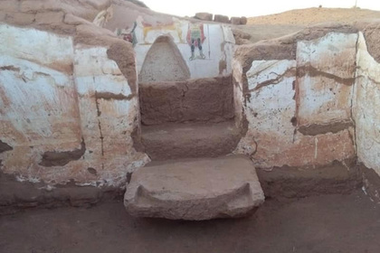 В оазисе посреди пустыни нашли затерянные гробницы