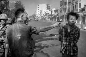 Судьба генерала Этот снимок открыл миру правду о Вьетнамской войне. Но сломал жизнь ее герою
