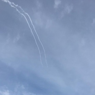 Израильские ракеты, сбивающие цель над Голанами