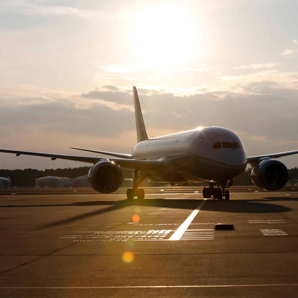 Рейс 910. Угон самолёта Boeing 747 в Карачи. Боинг 878. Сургут Москва самолет.