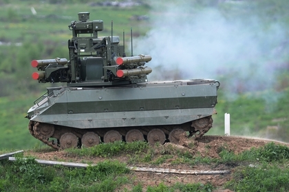 Российская армия получила боевых роботов