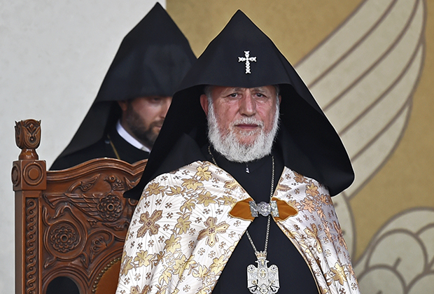 132-м Верховным патриархом и Католикосом всех армян под именем Гарегин II Ктрич Нерсисян стал в 1999 году. Богословское образование получил в Вене и Загорске, долгое время работал в ФРГ.  