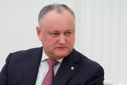 Президент Молдавии застрял в России