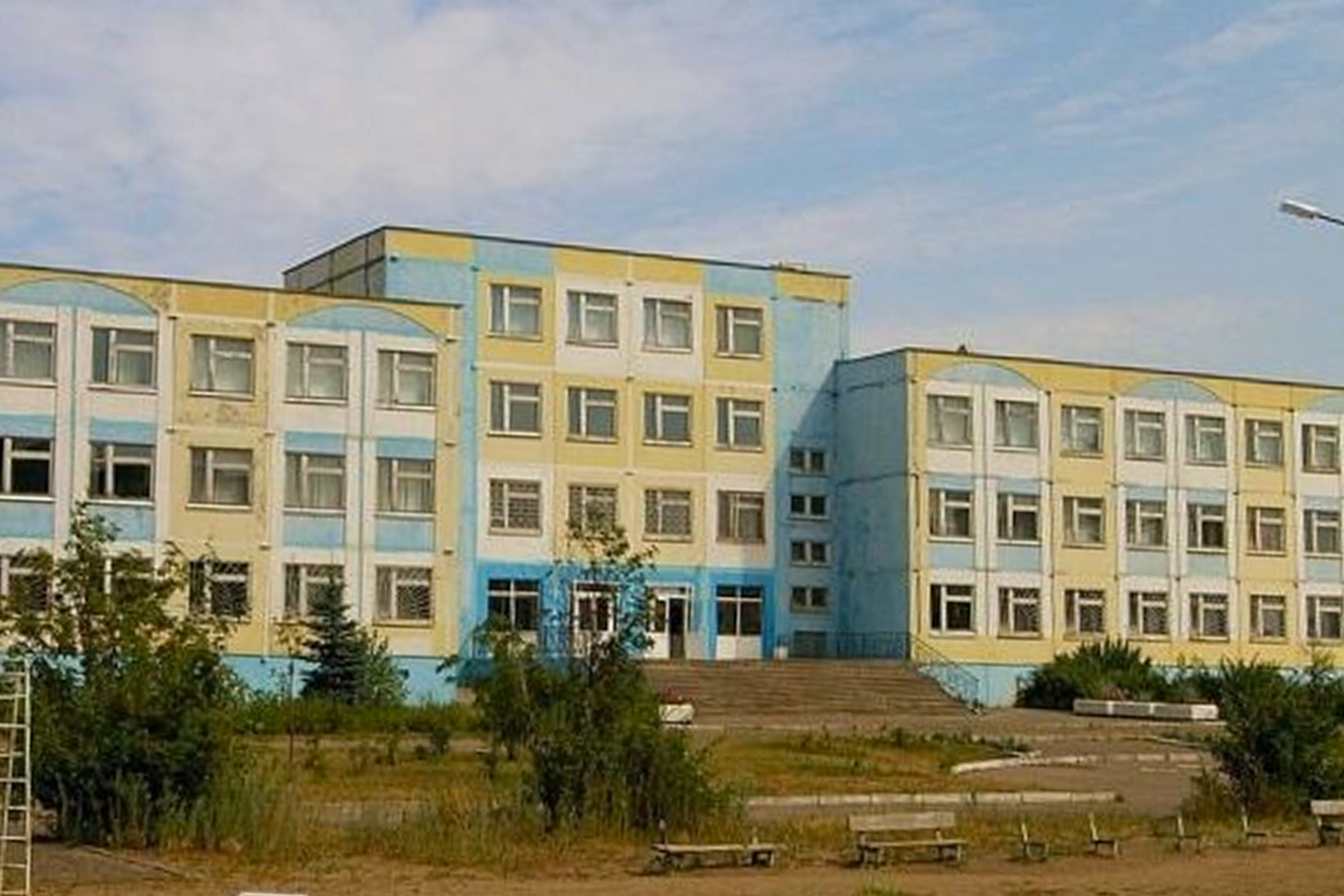 Школа 143 екатеринбург. 143 Школа Казань. 143 Школа Казань 143 школа Казань. Школа 143 Новосибирск.