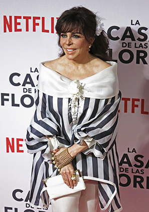 Вероника Кастро на премьере сериала La Casa de las Flores, 2018 год