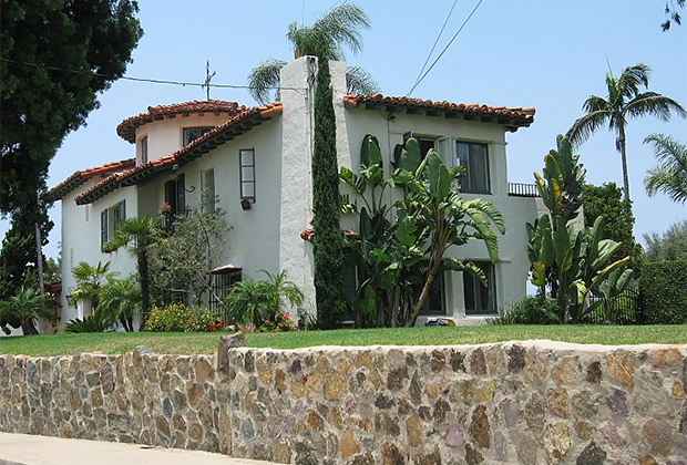 Бет-Сарим — один из примеров классической для южной Калифорнии виллы. Вокруг Сан-Диего в 1920-30-е годы было построено несколько десятков домов в таком стиле. 
