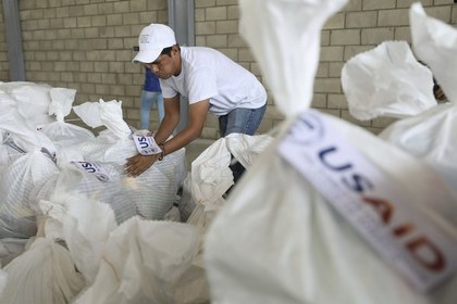 США прислали гуманитарную помощь Венесуэле