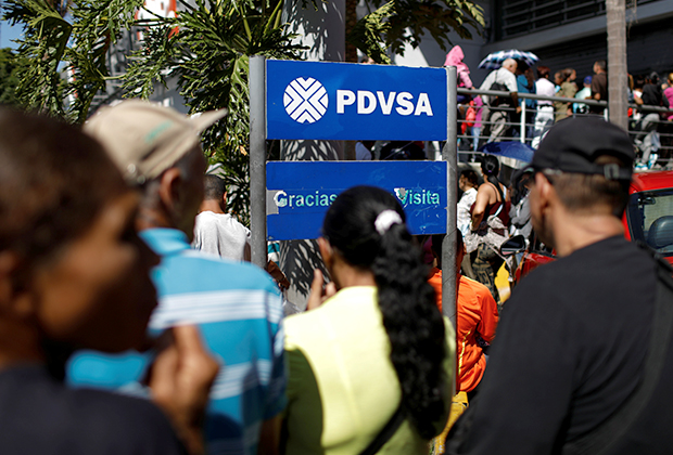 Заправка PDVSA в Венесуэле