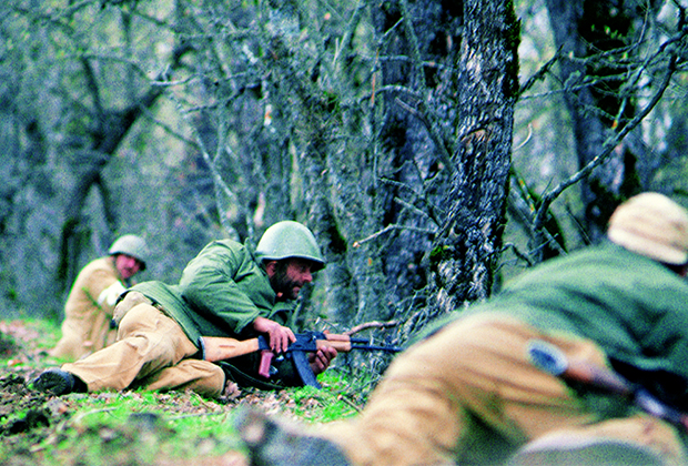 Армянские солдаты в зоне карабахского конфликта, 1994 год