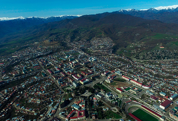 Окрестности города Степанакерта непризнанной Нагорно-Карабахской Республики