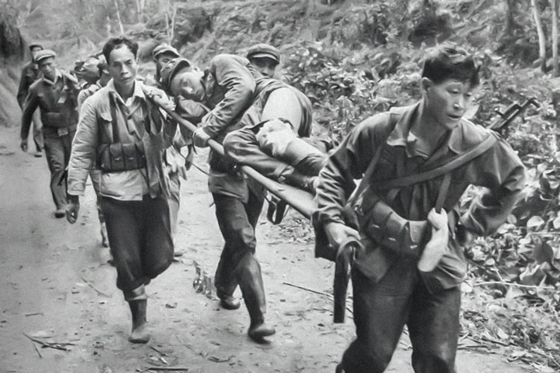 Вьетнам против китая. Советские солдаты во Вьетнаме.