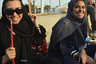 Женщины курят кальян на пляже в Джидде. Кальян — одно из немногих развлечений, доступных женщинам в королевстве. 
