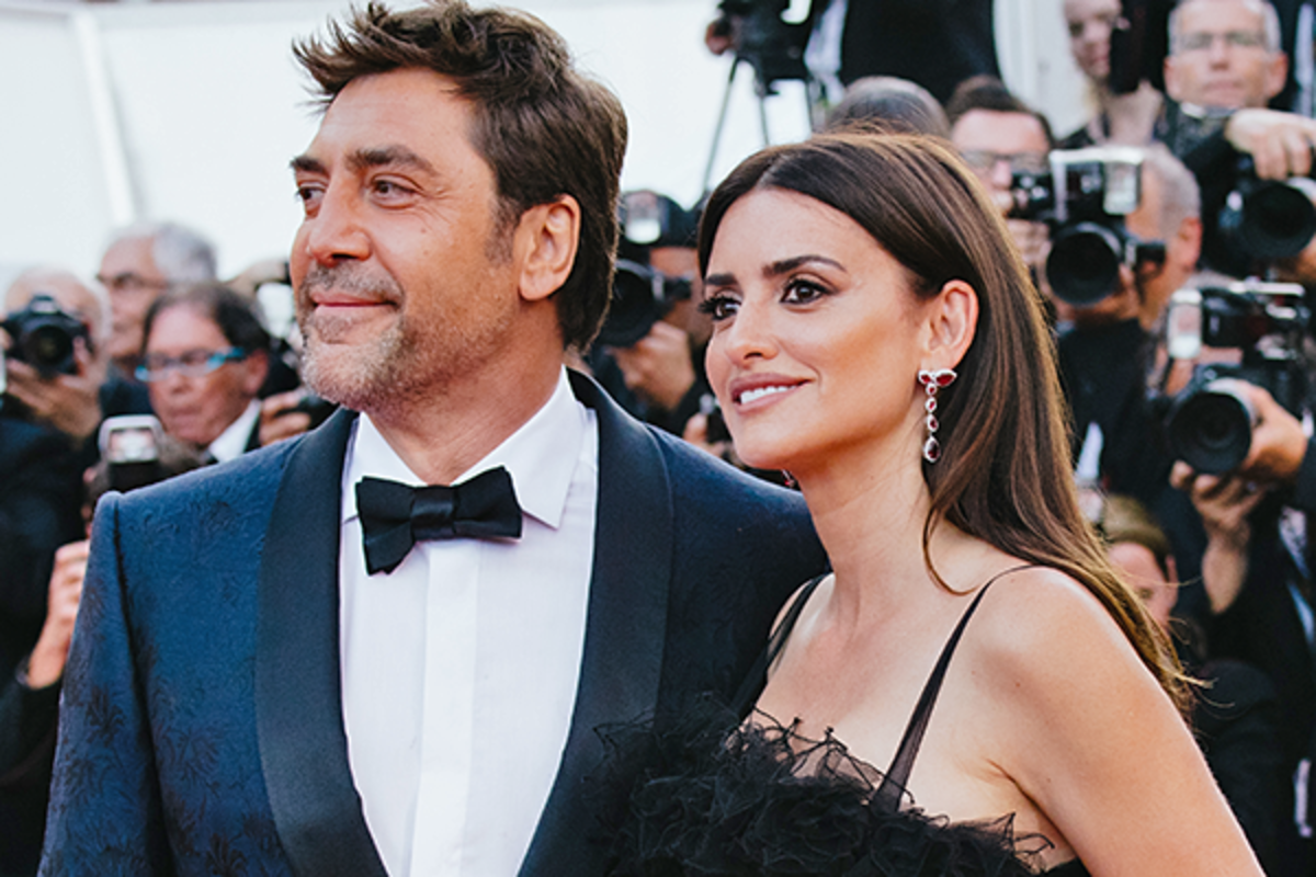 Мне В Радость Смотреть, Как Расцветает Пенелопа» Хавьер Бардем О Работе С  Женой В «Лабиринтах Прошлого» : Кино: Культура: Lenta.ru