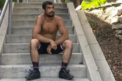Боец UFC признался в вере в плоскую Землю
