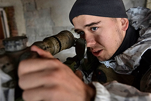 «Это не война, а мясорубка» Минные поля, обстрелы и суициды. Репортаж из забытых украинских деревень на линии фронта