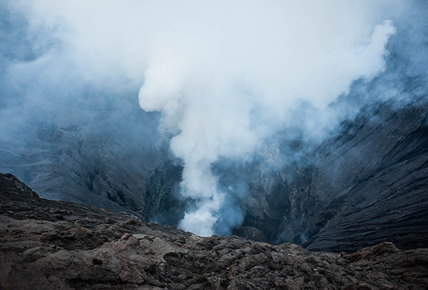 Кратер вулкана Бромо 