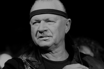 Умер Дик Дейл - автор музыки к 'Криминальному чтиву' и создатель серф-рока