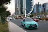 По одной из версий, бирюзовый цвет такси в Дохе был выбран в тон водам залива.