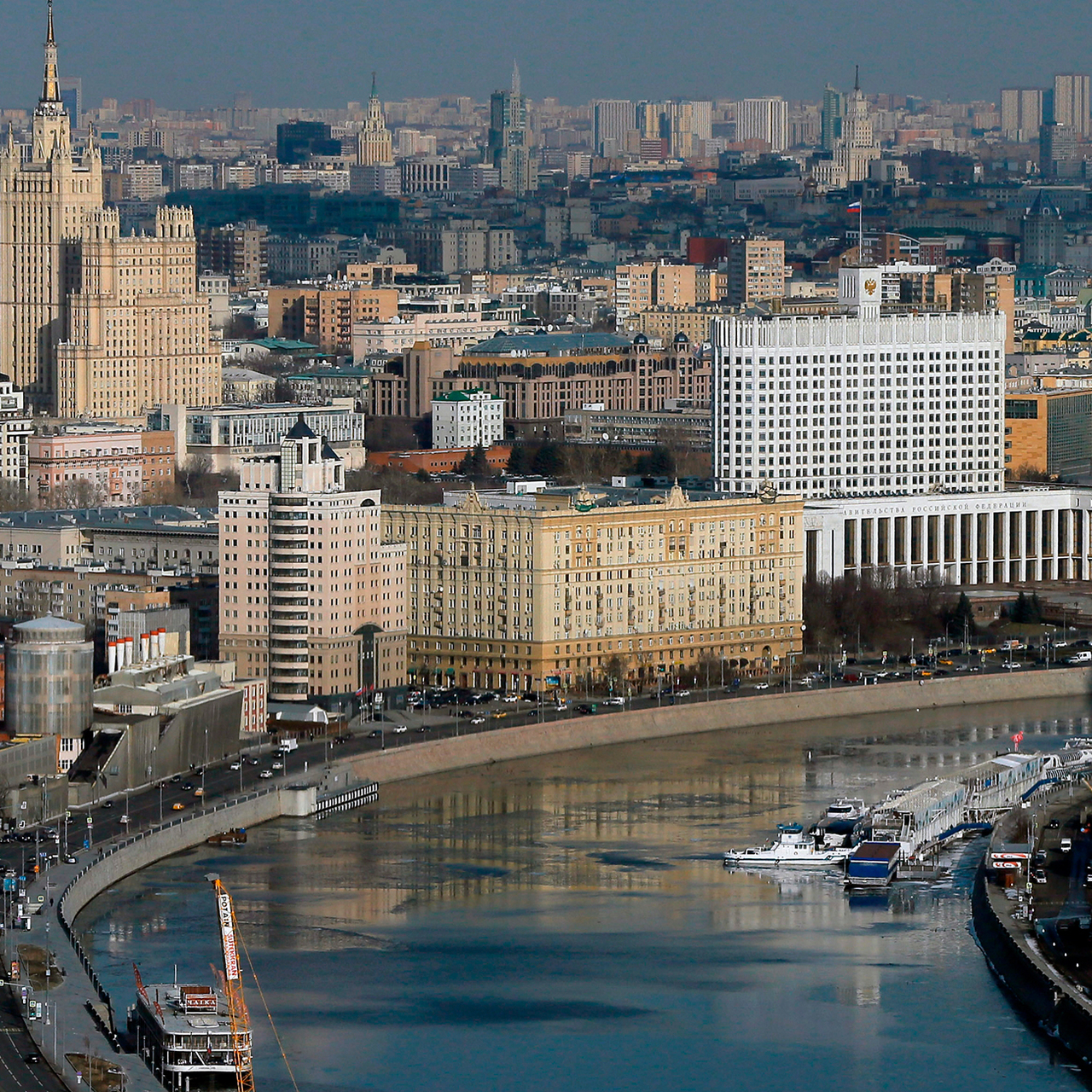 Г москва краснопресненская. Дом правительства на Краснопресненской набережной. Краснопресненская набережная Москва. Краснопресненская набережная 2 правительство. Краснрпресненскаянабережная дом 2.