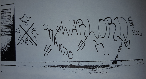 Настенная роспись банды Warlords отличалась лаконичностью. Такой стиль не слишком характерен для латиноамериканских граффити. 